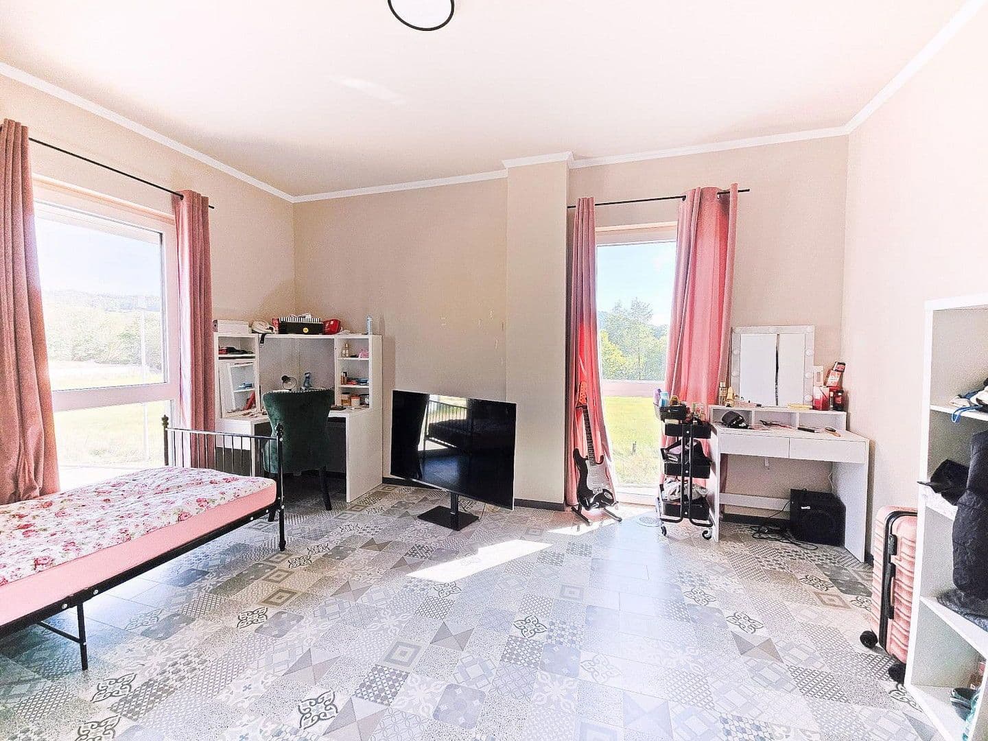 Predaj domu 160 m², pozemek 469 m², Schwalbenweg 1, Ottenbach, Bádensko-Wurttembersko Predaj domu 160 m², pozemek 469 m², Schwalbenweg 1, Ottenbach, Bádensko-Wurttembersko