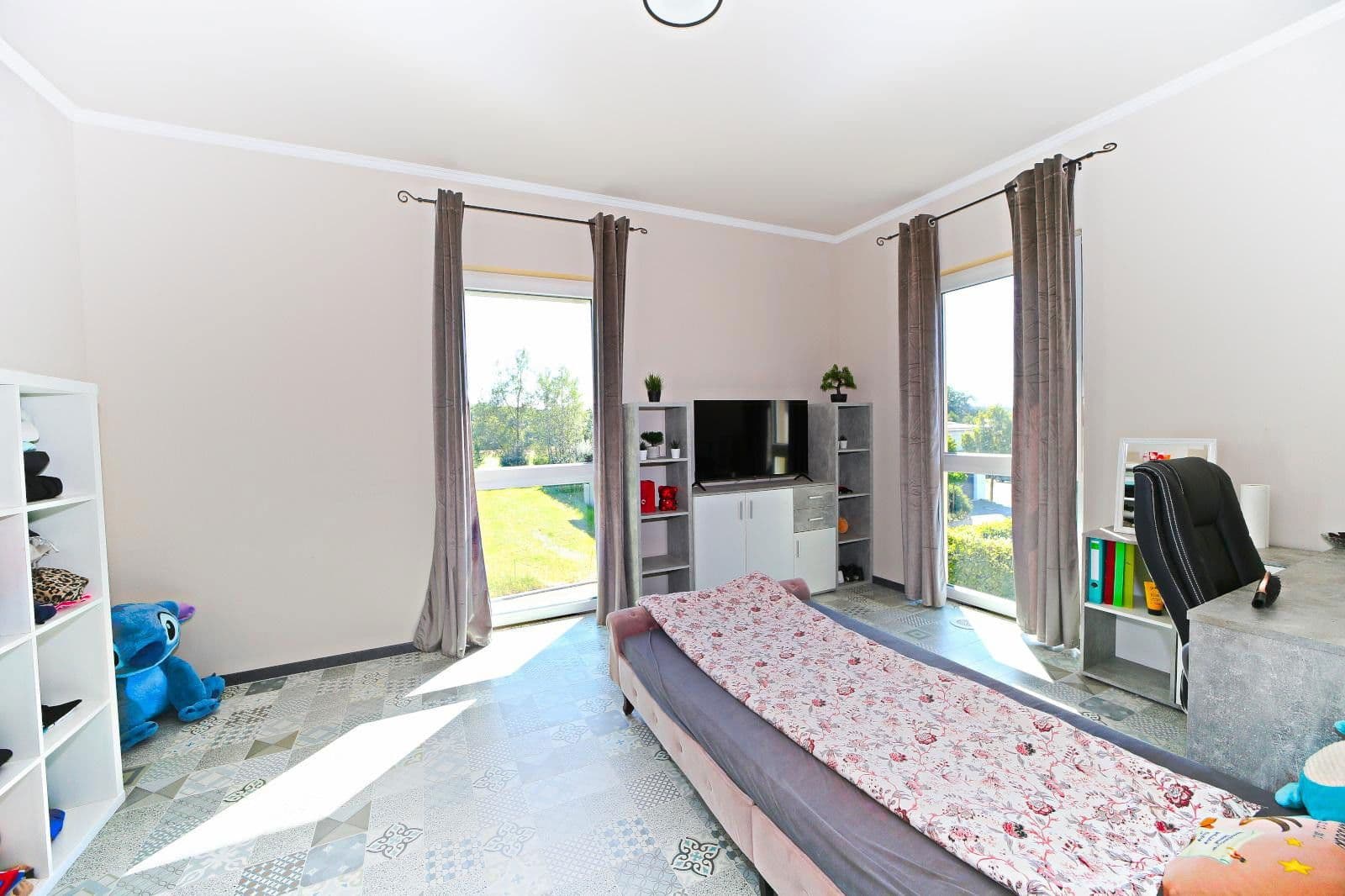 Predaj domu 160 m², pozemek 469 m², Schwalbenweg 1, Ottenbach, Bádensko-Wurttembersko Predaj domu 160 m², pozemek 469 m², Schwalbenweg 1, Ottenbach, Bádensko-Wurttembersko