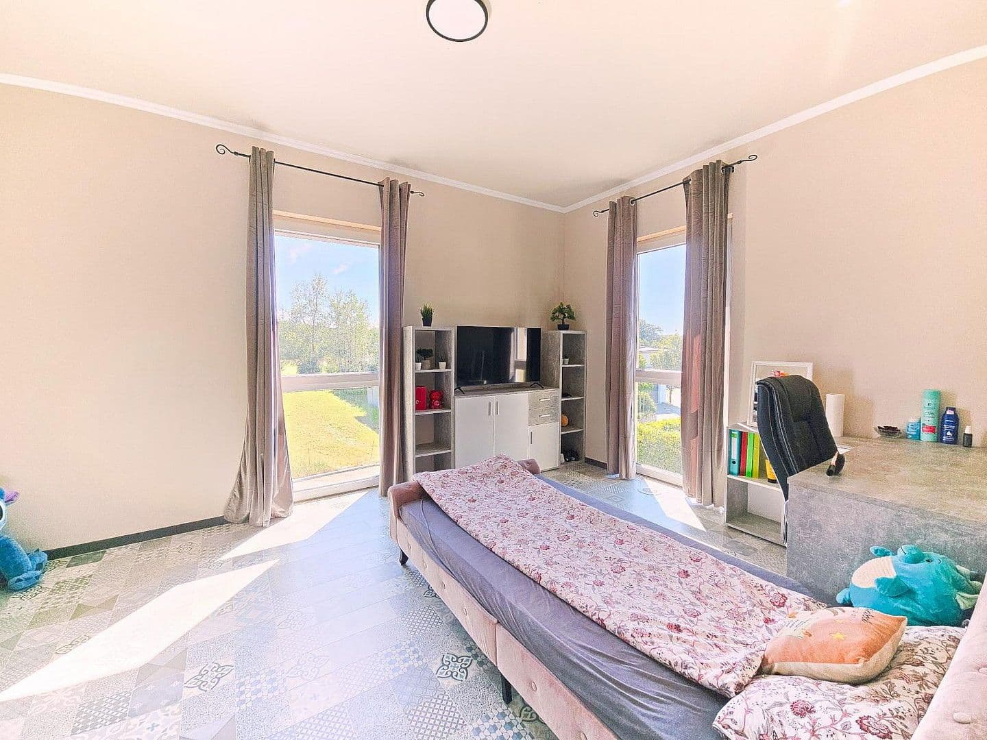 Predaj domu 160 m², pozemek 469 m², Schwalbenweg 1, Ottenbach, Bádensko-Wurttembersko Predaj domu 160 m², pozemek 469 m², Schwalbenweg 1, Ottenbach, Bádensko-Wurttembersko