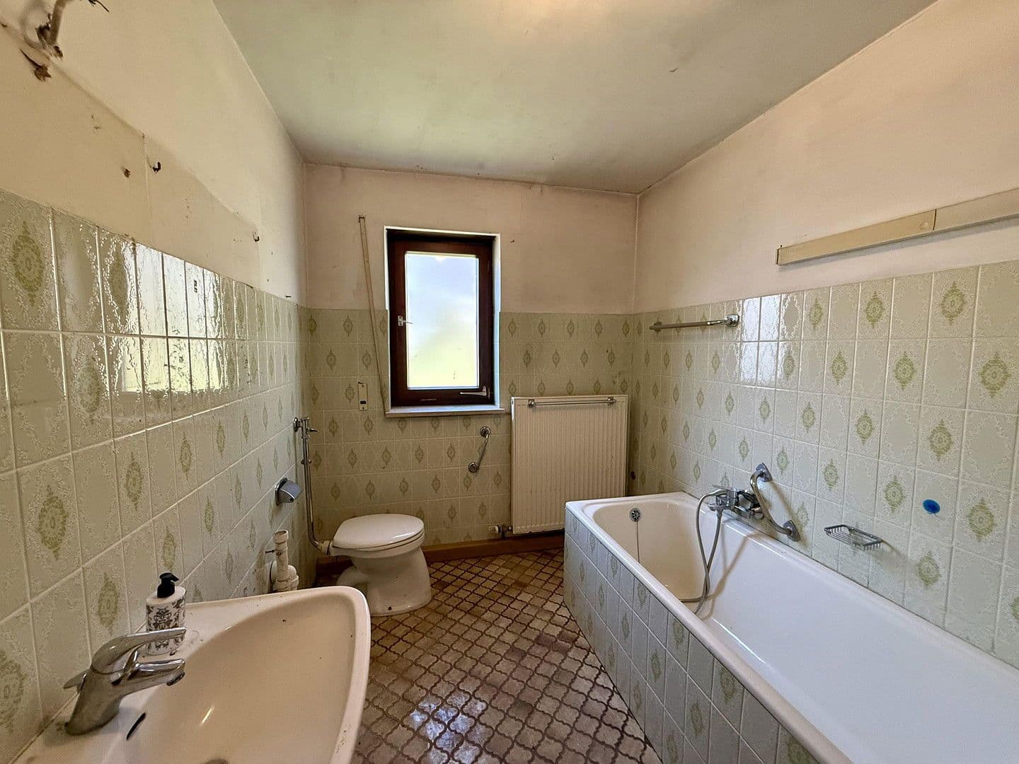 Predaj domu 137 m², pozemek 391 m², Am Fräuleinsgarten 5, Weilersbach, Bavorsko Predaj domu 137 m², pozemek 391 m², Am Fräuleinsgarten 5, Weilersbach, Bavorsko