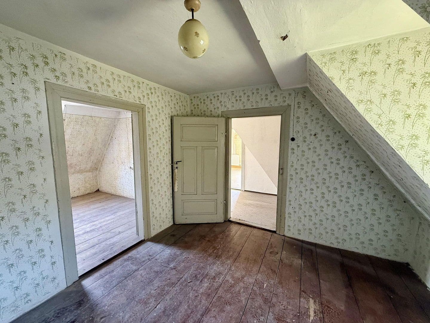 Predaj domu 137 m², pozemek 391 m², Am Fräuleinsgarten 5, Weilersbach, Bavorsko Predaj domu 137 m², pozemek 391 m², Am Fräuleinsgarten 5, Weilersbach, Bavorsko