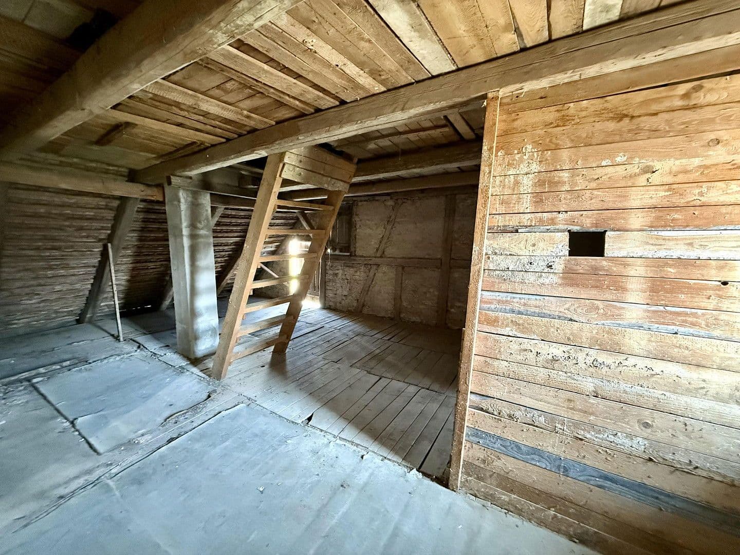 Predaj domu 137 m², pozemek 391 m², Am Fräuleinsgarten 5, Weilersbach, Bavorsko Predaj domu 137 m², pozemek 391 m², Am Fräuleinsgarten 5, Weilersbach, Bavorsko