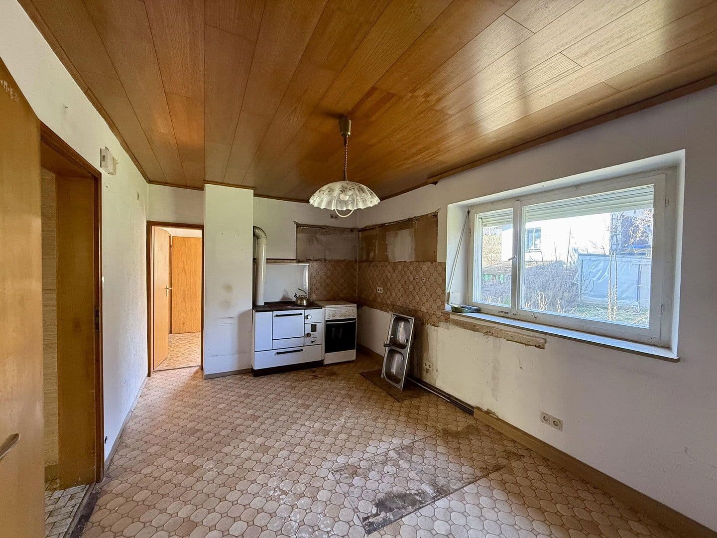 Predaj domu 137 m², pozemek 391 m², Am Fräuleinsgarten 5, Weilersbach, Bavorsko Predaj domu 137 m², pozemek 391 m², Am Fräuleinsgarten 5, Weilersbach, Bavorsko