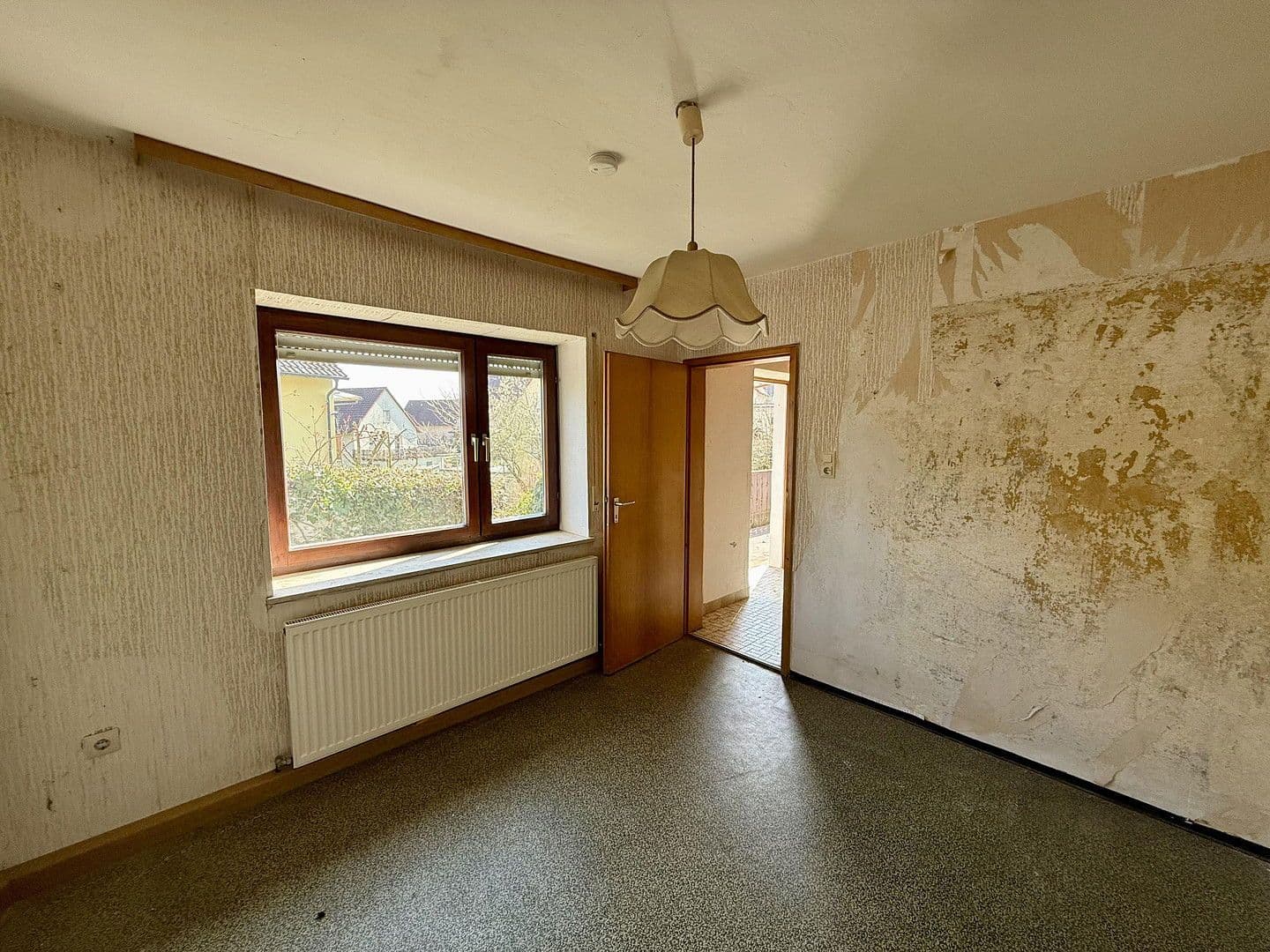 Predaj domu 137 m², pozemek 391 m², Am Fräuleinsgarten 5, Weilersbach, Bavorsko Predaj domu 137 m², pozemek 391 m², Am Fräuleinsgarten 5, Weilersbach, Bavorsko