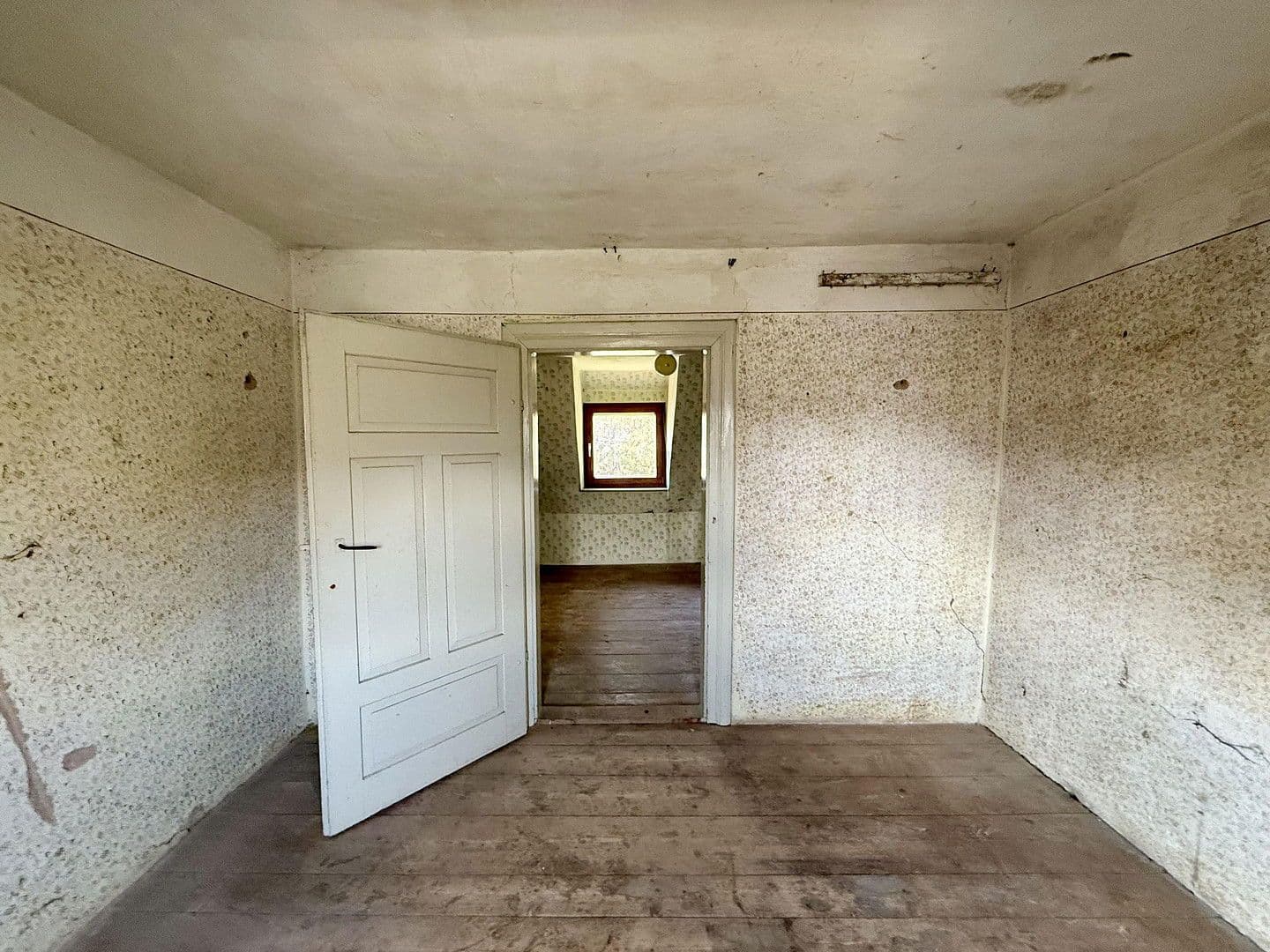 Predaj domu 137 m², pozemek 391 m², Am Fräuleinsgarten 5, Weilersbach, Bavorsko Predaj domu 137 m², pozemek 391 m², Am Fräuleinsgarten 5, Weilersbach, Bavorsko