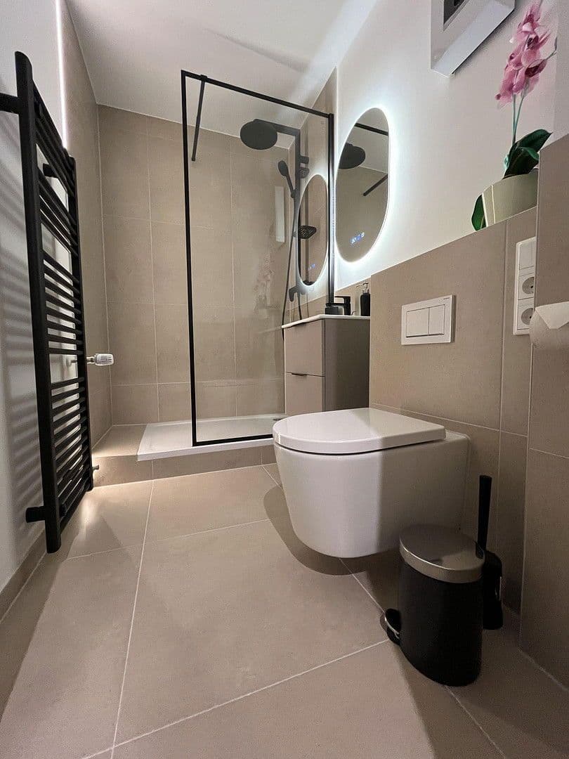 Prenájom bytu 1-izbový 35 m², Felderstraße 51, Leverkusen, Severné Porýnie - Westfálsko Prenájom bytu 1-izbový 35 m², Felderstraße 51, Leverkusen, Severné Porýnie - Westfálsko