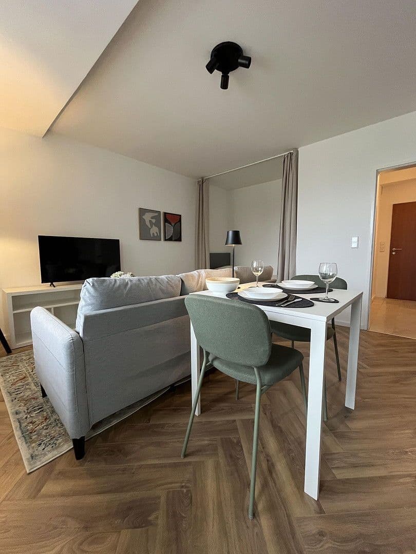 Prenájom bytu 1-izbový 35 m², Felderstraße 51, Leverkusen, Severné Porýnie - Westfálsko Prenájom bytu 1-izbový 35 m², Felderstraße 51, Leverkusen, Severné Porýnie - Westfálsko