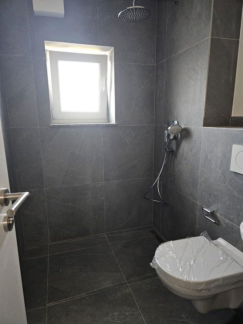 Prenájom bytu 3-izbový 86 m², Doktor-Enders-Straße 32a, Hof, Bavorsko Prenájom bytu 3-izbový 86 m², Doktor-Enders-Straße 32a, Hof, Bavorsko