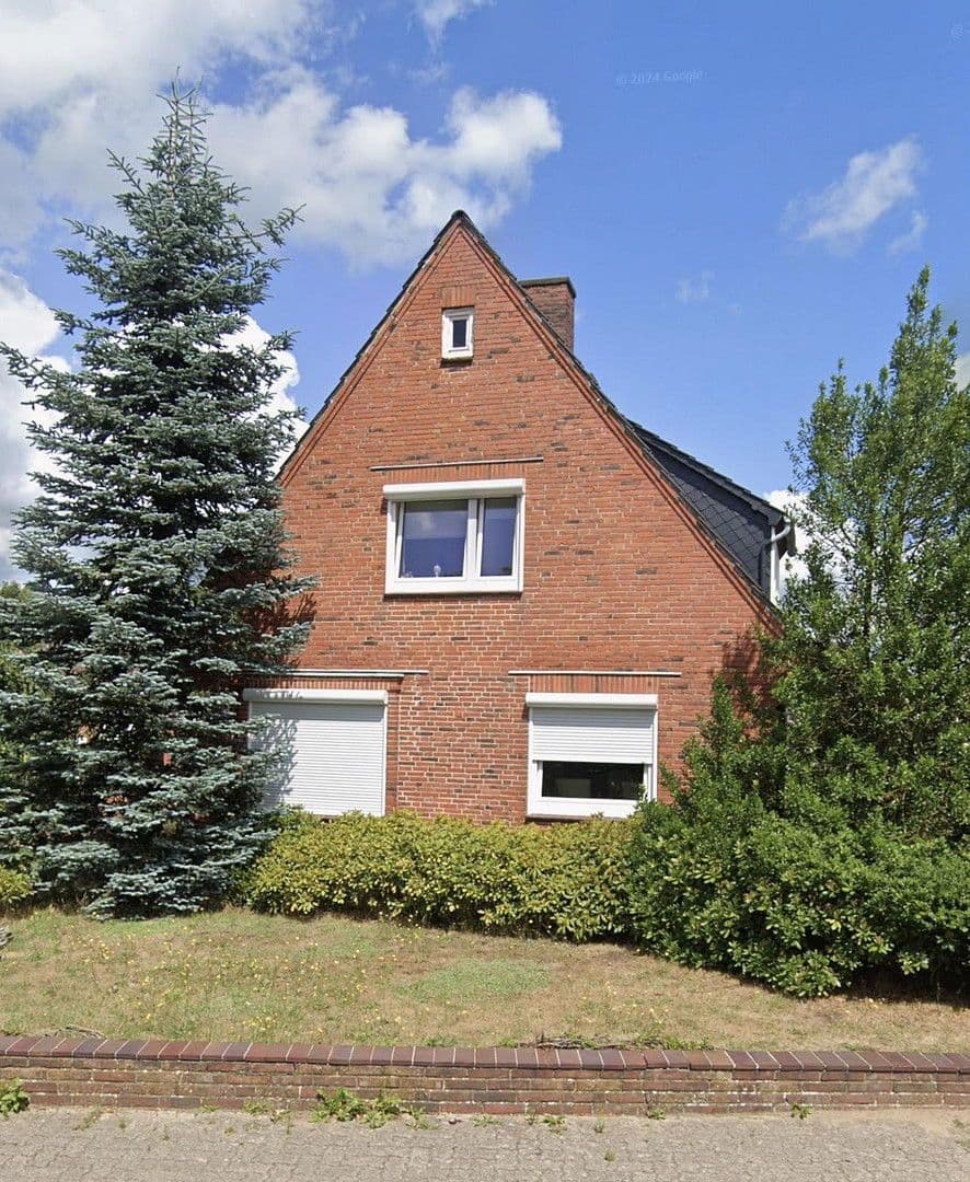 Predaj domu 107 m², pozemek 857 m², Friedhofsweg 44, Fockbek, Šlezvicko-Holštajnsko Predaj domu 107 m², pozemek 857 m², Friedhofsweg 44, Fockbek, Šlezvicko-Holštajnsko