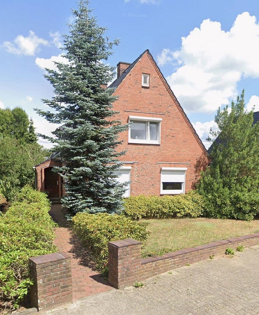 Predaj domu 107 m², pozemek 857 m², Friedhofsweg 44, Fockbek, Šlezvicko-Holštajnsko Predaj domu 107 m², pozemek 857 m², Friedhofsweg 44, Fockbek, Šlezvicko-Holštajnsko