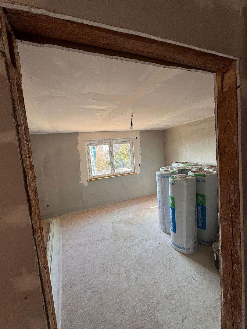 Predaj domu 200 m², pozemek 586 m², Zimmern ob Rottweil, Bádensko-Wurttembersko Predaj domu 200 m², pozemek 586 m², Zimmern ob Rottweil, Bádensko-Wurttembersko