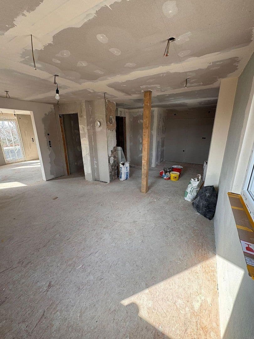 Predaj domu 200 m², pozemek 586 m², Zimmern ob Rottweil, Bádensko-Wurttembersko Predaj domu 200 m², pozemek 586 m², Zimmern ob Rottweil, Bádensko-Wurttembersko