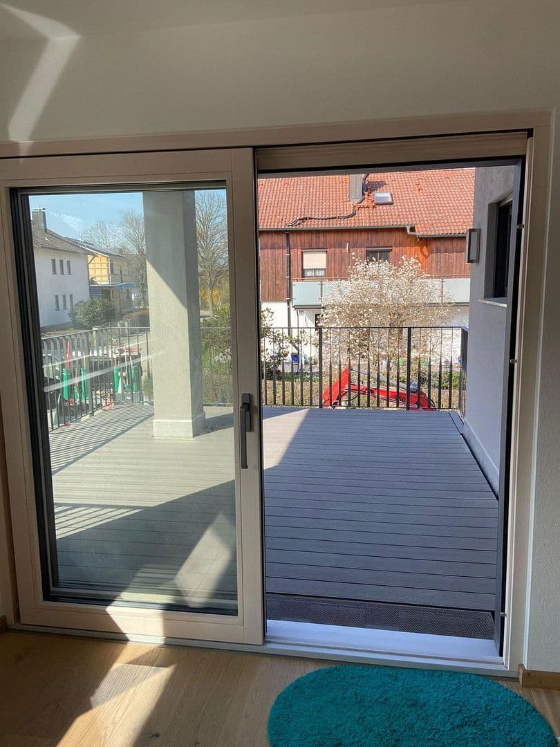 Prenájom bytu 4-izbový 188 m², Enthammerstr. 7, Grafing, Bavorsko Prenájom bytu 4-izbový 188 m², Enthammerstr. 7, Grafing, Bavorsko