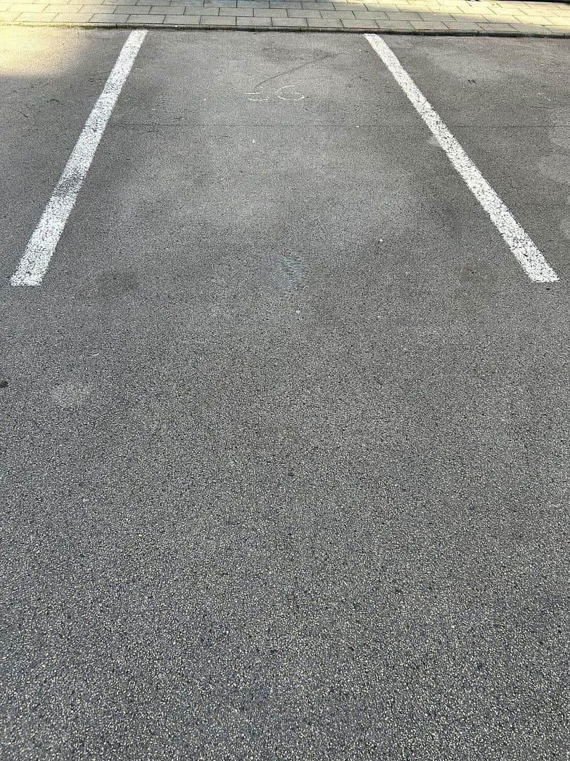 Prenájom bytu 3-izbový 88 m², Augsburgerstr. 14, Kerpen, Severné Porýnie - Westfálsko Prenájom bytu 3-izbový 88 m², Augsburgerstr. 14, Kerpen, Severné Porýnie - Westfálsko