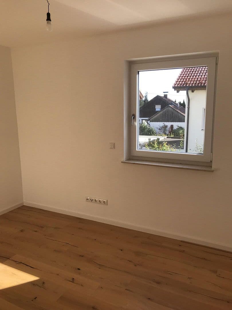 Prenájom domu 227 m², pozemek 286 m², Taingner Straße 15f, Pastetten, Bavorsko Prenájom domu 227 m², pozemek 286 m², Taingner Straße 15f, Pastetten, Bavorsko