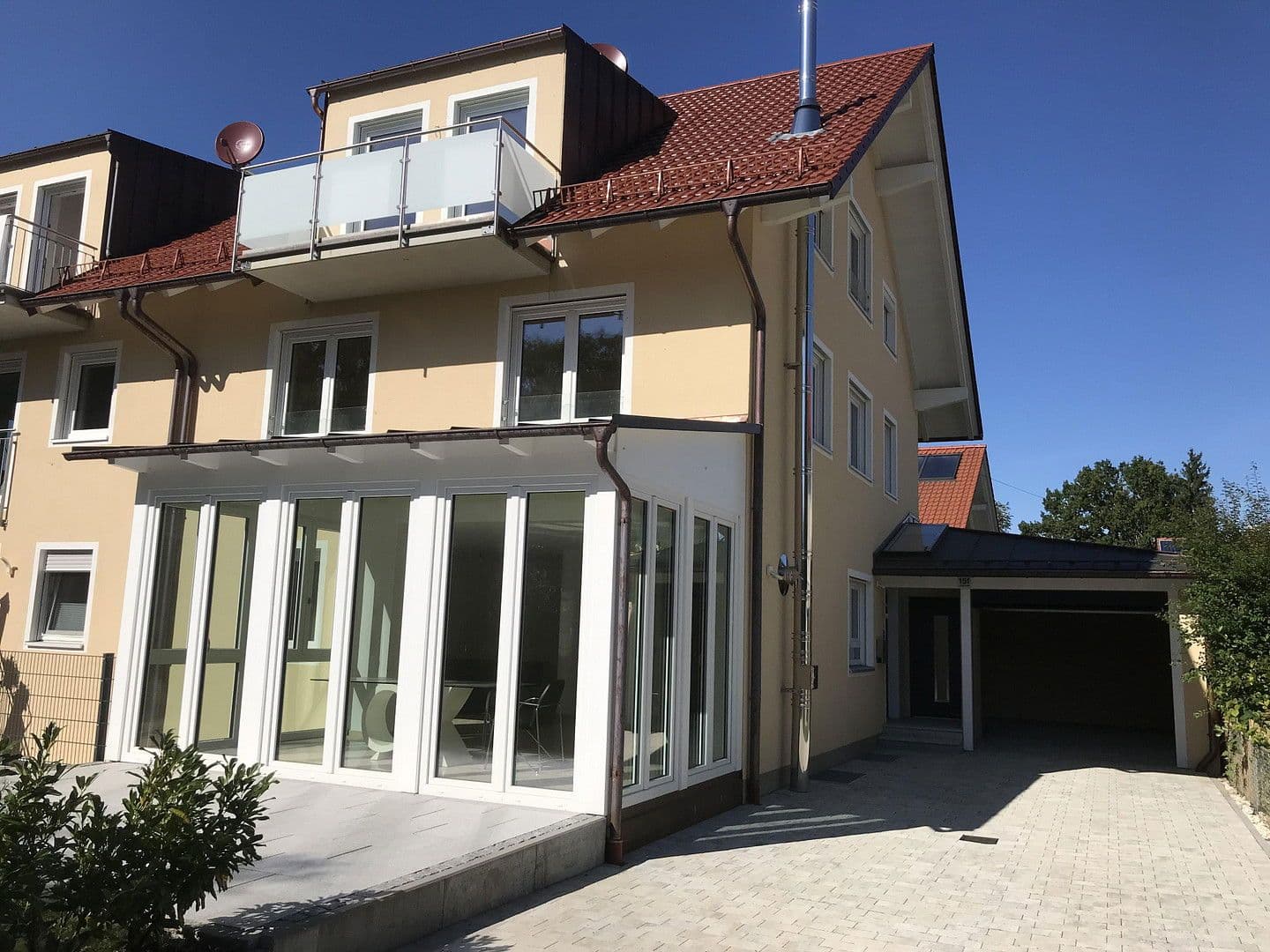 Prenájom domu 227 m², pozemek 286 m², Taingner Straße 15f, Pastetten, Bavorsko Prenájom domu 227 m², pozemek 286 m², Taingner Straße 15f, Pastetten, Bavorsko
