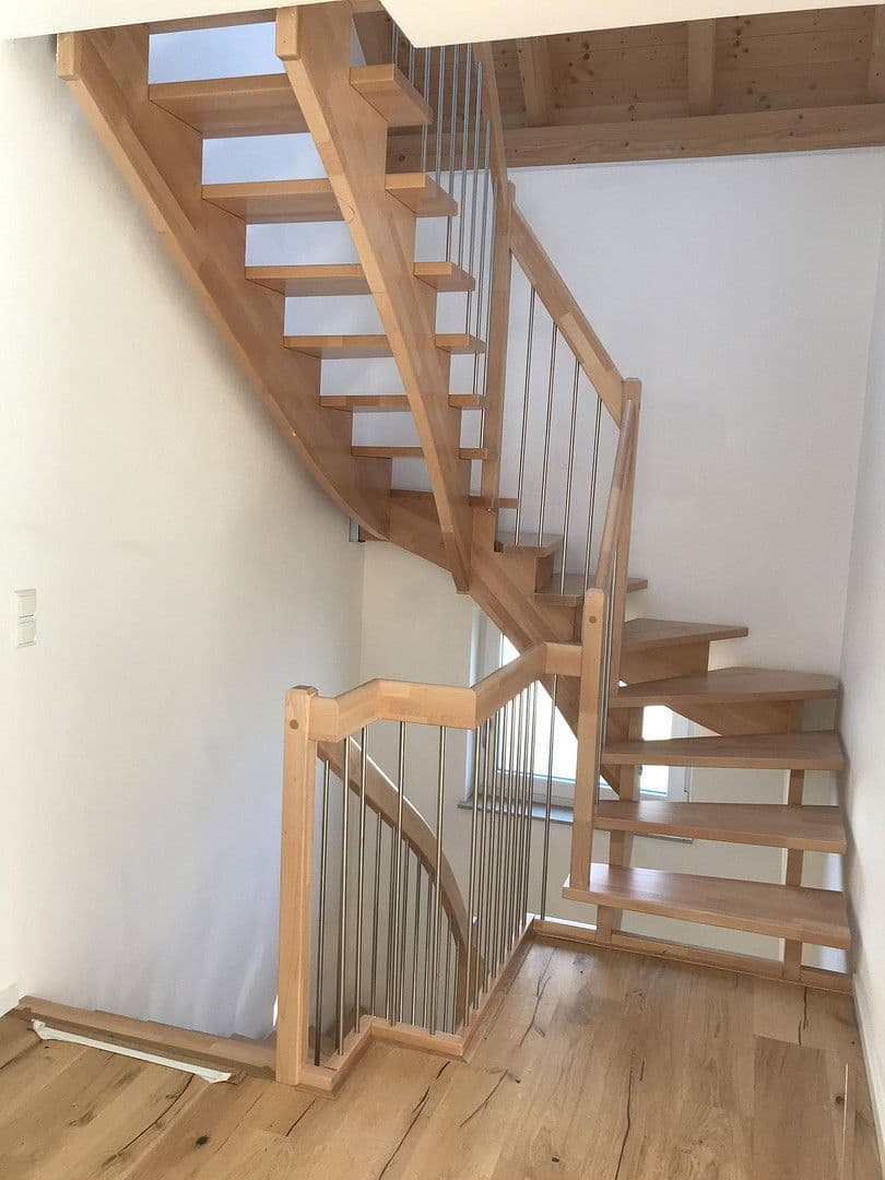 Prenájom domu 227 m², pozemek 286 m², Taingner Straße 15f, Pastetten, Bavorsko Prenájom domu 227 m², pozemek 286 m², Taingner Straße 15f, Pastetten, Bavorsko