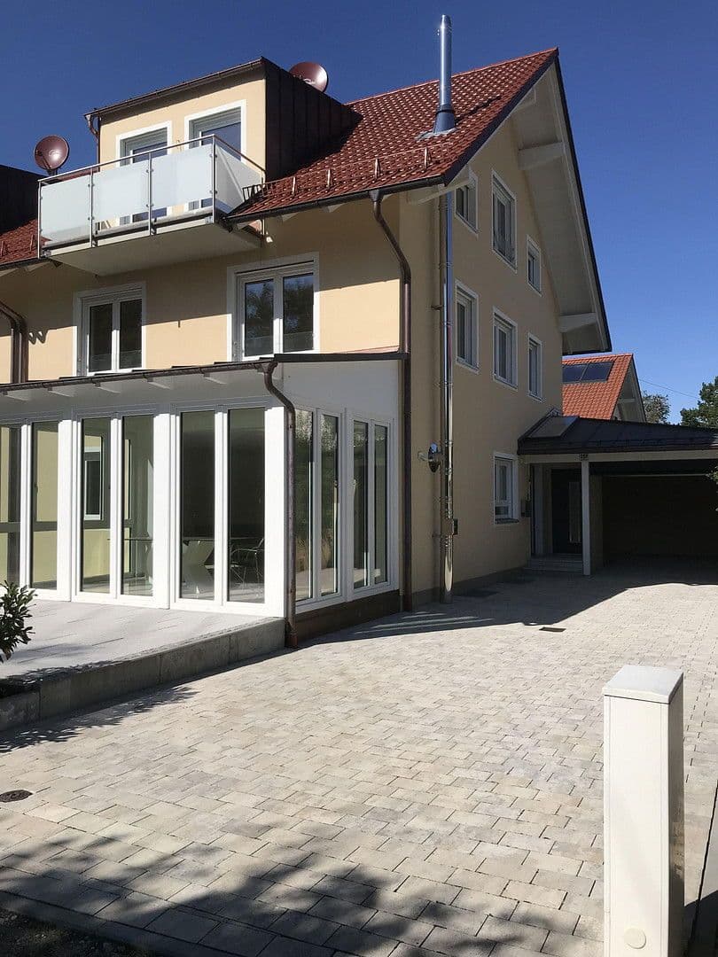 Prenájom domu 227 m², pozemek 286 m², Taingner Straße 15f, Pastetten, Bavorsko Prenájom domu 227 m², pozemek 286 m², Taingner Straße 15f, Pastetten, Bavorsko