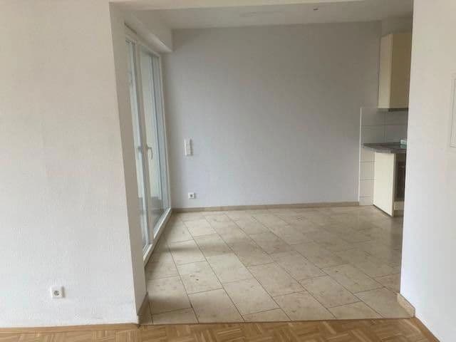 Prenájom bytu 2-izbový 63 m², Nürtingerstr. 1, Nürtingen, Bádensko-Wurttembersko Prenájom bytu 2-izbový 63 m², Nürtingerstr. 1, Nürtingen, Bádensko-Wurttembersko