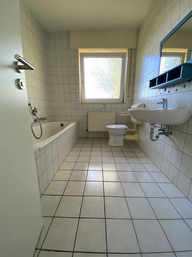 Prenájom bytu 4-izbový 96 m², Breslauer Straße 45, Fürstenau, Dolné Sasko Prenájom bytu 4-izbový 96 m², Breslauer Straße 45, Fürstenau, Dolné Sasko