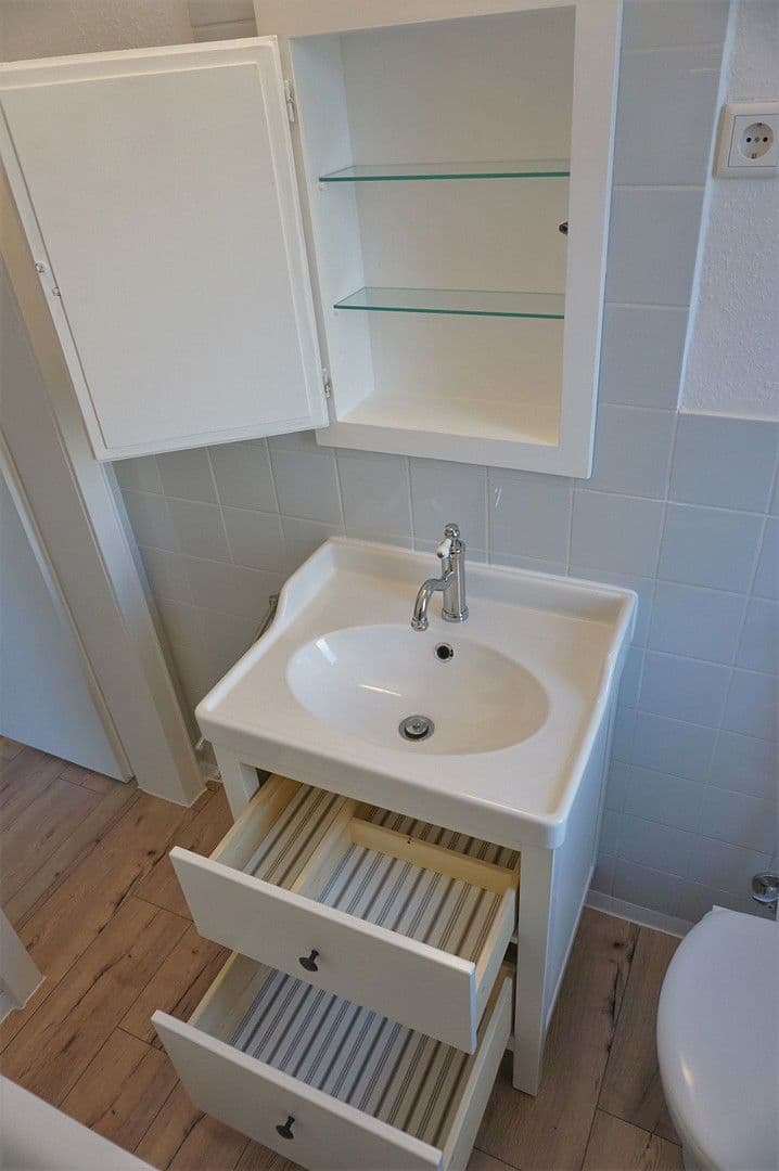 Prenájom bytu 4-izbový 73 m², Hameln, Dolné Sasko Prenájom bytu 4-izbový 73 m², Hameln, Dolné Sasko