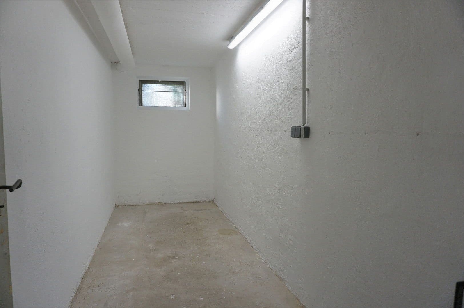 Prenájom bytu 4-izbový 73 m², Hameln, Dolné Sasko Prenájom bytu 4-izbový 73 m², Hameln, Dolné Sasko