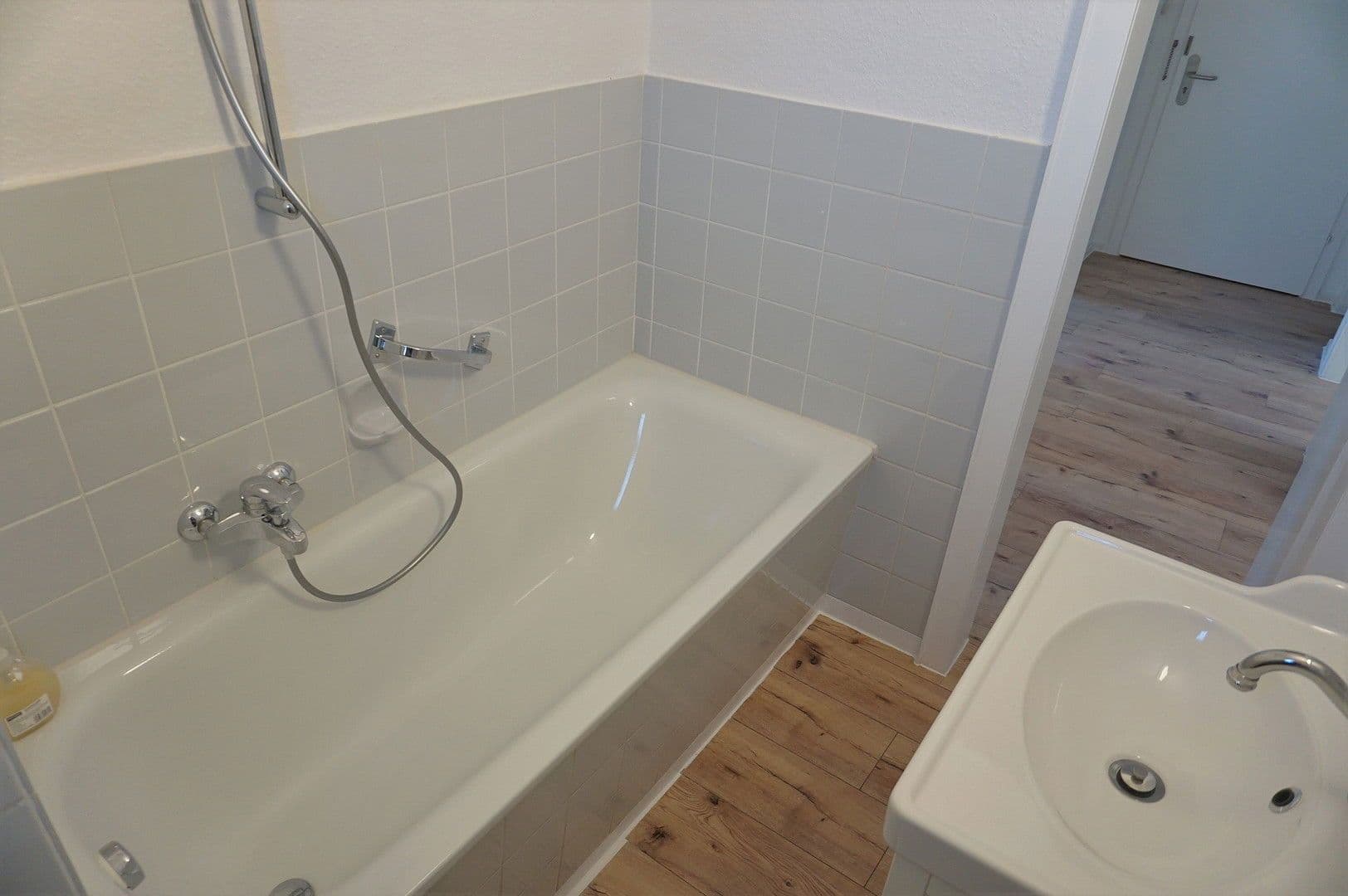 Prenájom bytu 4-izbový 73 m², Hameln, Dolné Sasko Prenájom bytu 4-izbový 73 m², Hameln, Dolné Sasko