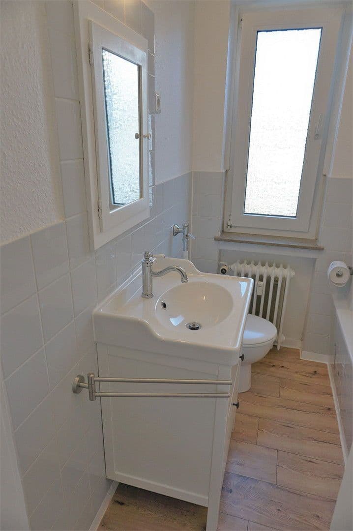 Prenájom bytu 4-izbový 73 m², Hameln, Dolné Sasko Prenájom bytu 4-izbový 73 m², Hameln, Dolné Sasko