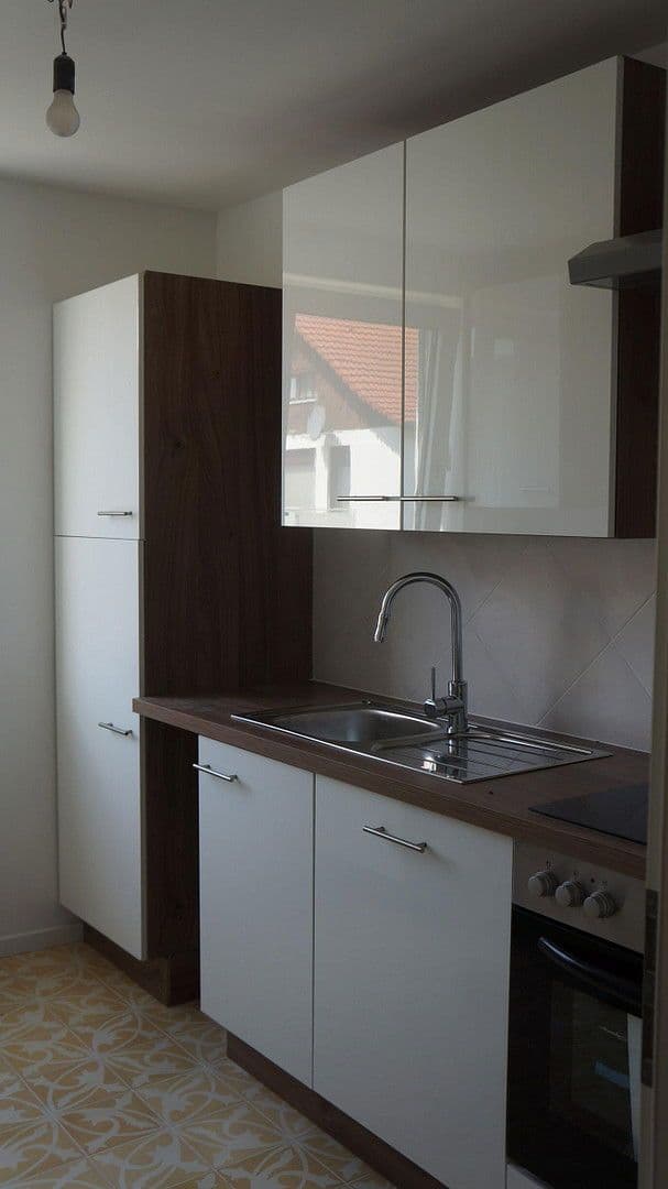 Prenájom bytu 3-izbový 58 m², Göttingen, Dolné Sasko Prenájom bytu 3-izbový 58 m², Göttingen, Dolné Sasko