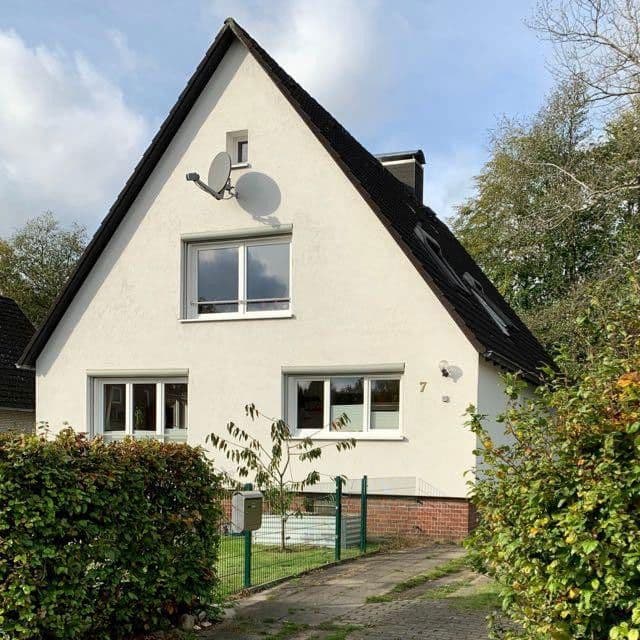 Prenájom bytu 5-izbový 115 m², Hamburg, Hamburg Prenájom bytu 5-izbový 115 m², Hamburg, Hamburg