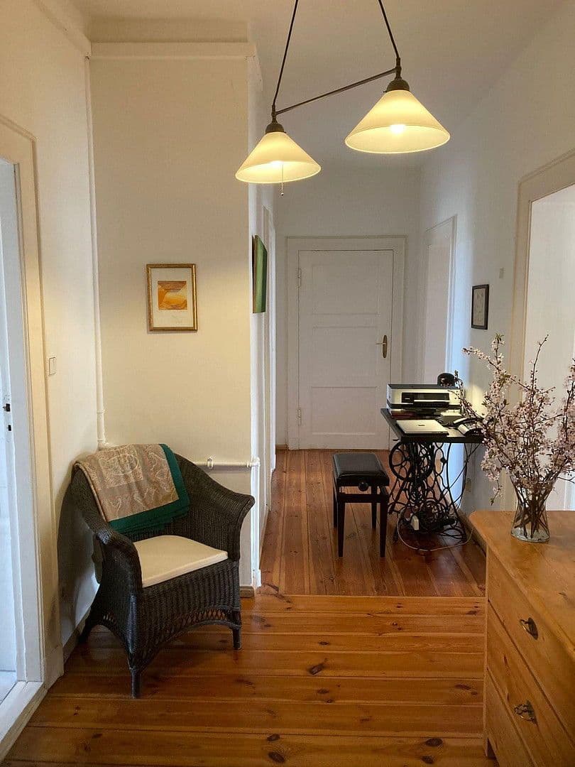 Predaj bytu 2-izbový 84 m², Tile-Brügge-Weg 87, Berlin, Berlín Predaj bytu 2-izbový 84 m², Tile-Brügge-Weg 87, Berlin, Berlín