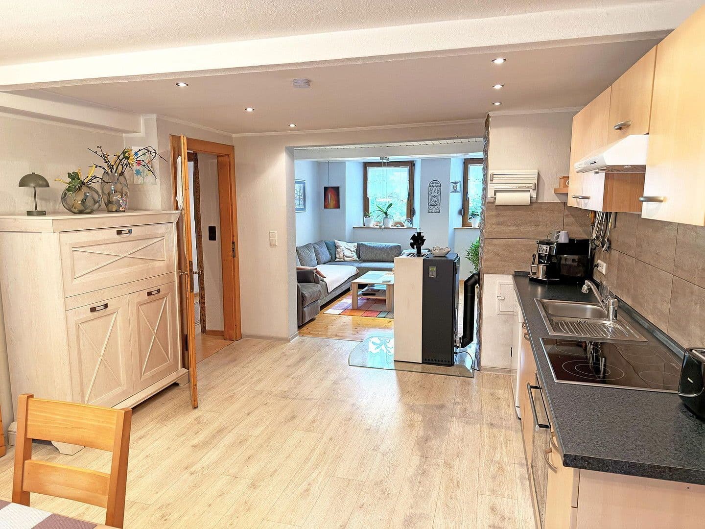 Predaj domu 134 m², pozemek 1.150 m², Laurentiusstraße 47, Morbach, Porýnie-Falcko Predaj domu 134 m², pozemek 1.150 m², Laurentiusstraße 47, Morbach, Porýnie-Falcko