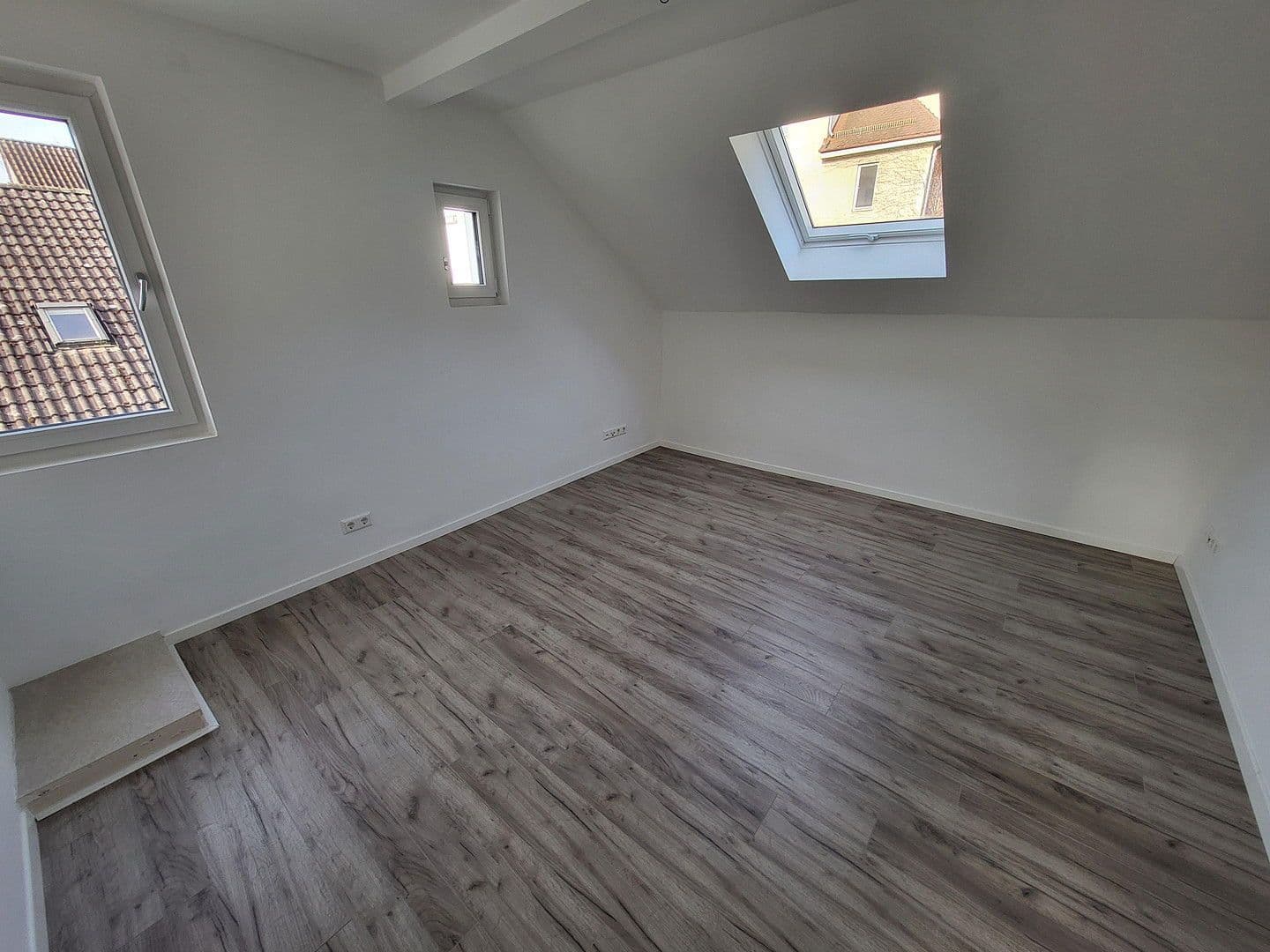 Prenájom bytu 3-izbový 53 m², Keplerstr. 12, Tübingen, Bádensko-Wurttembersko Prenájom bytu 3-izbový 53 m², Keplerstr. 12, Tübingen, Bádensko-Wurttembersko