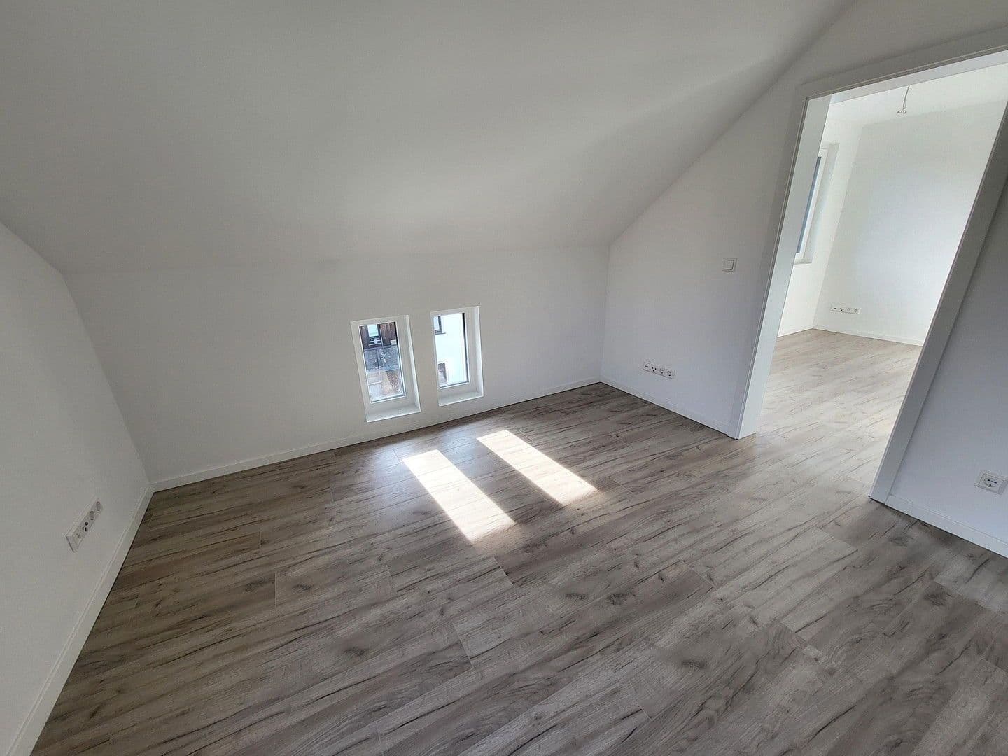 Prenájom bytu 1-izbový 26 m², Keplerstr. 12, Tübingen, Bádensko-Wurttembersko Prenájom bytu 1-izbový 26 m², Keplerstr. 12, Tübingen, Bádensko-Wurttembersko