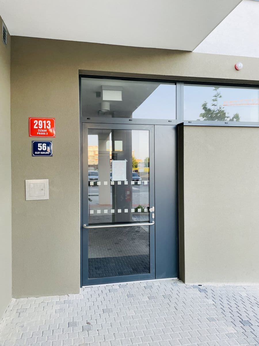 Prenájom bytu 1-izbový 44 m², Olgy Havlové, Praha, Praha Prenájom bytu 1-izbový 44 m², Olgy Havlové, Praha, Praha