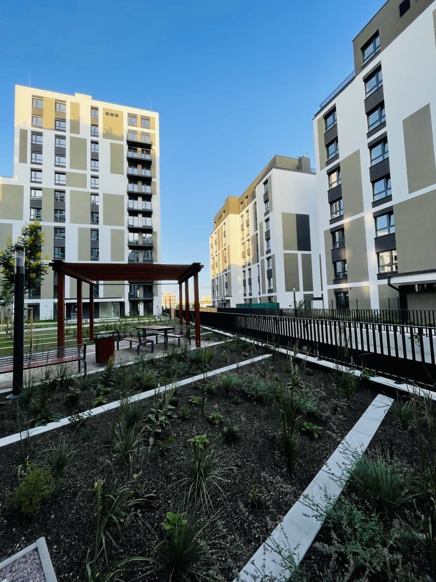 Prenájom bytu 1-izbový 44 m², Olgy Havlové, Praha, Praha Prenájom bytu 1-izbový 44 m², Olgy Havlové, Praha, Praha