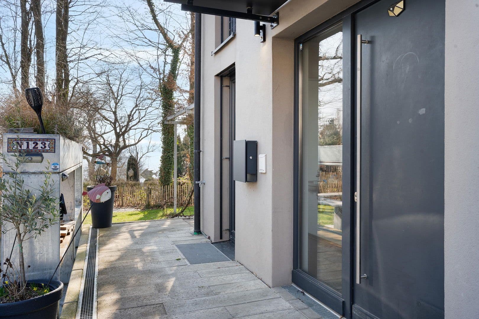 Predaj domu 210 m², pozemek 464 m², Allensbach, Bádensko-Wurttembersko Predaj domu 210 m², pozemek 464 m², Allensbach, Bádensko-Wurttembersko