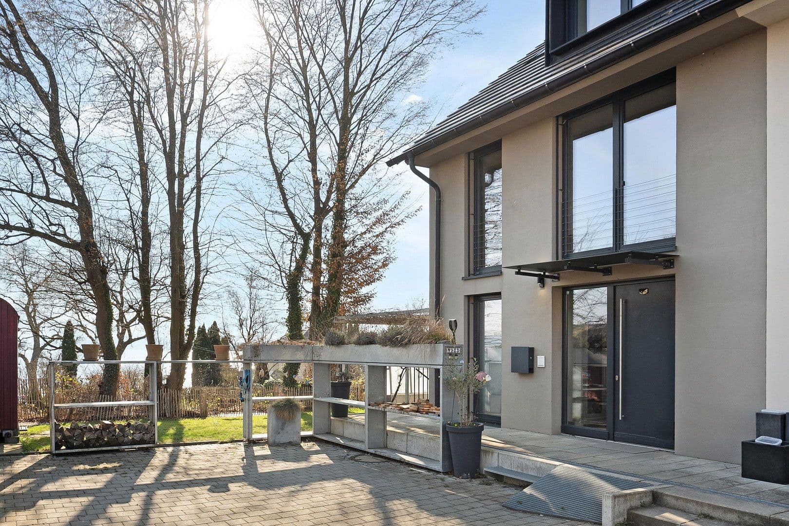 Predaj domu 210 m², pozemek 464 m², Allensbach, Bádensko-Wurttembersko Predaj domu 210 m², pozemek 464 m², Allensbach, Bádensko-Wurttembersko