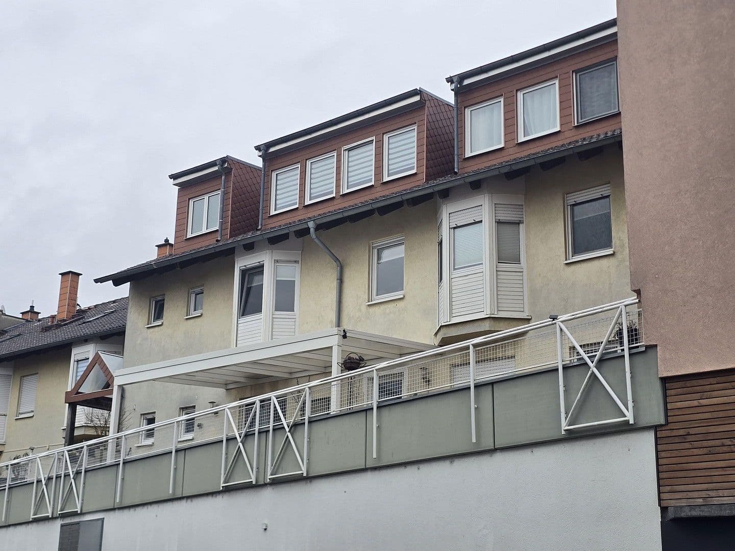 Predaj bytu 5-izbový 135 m², Ludwigshafen, Porýnie-Falcko Predaj bytu 5-izbový 135 m², Ludwigshafen, Porýnie-Falcko