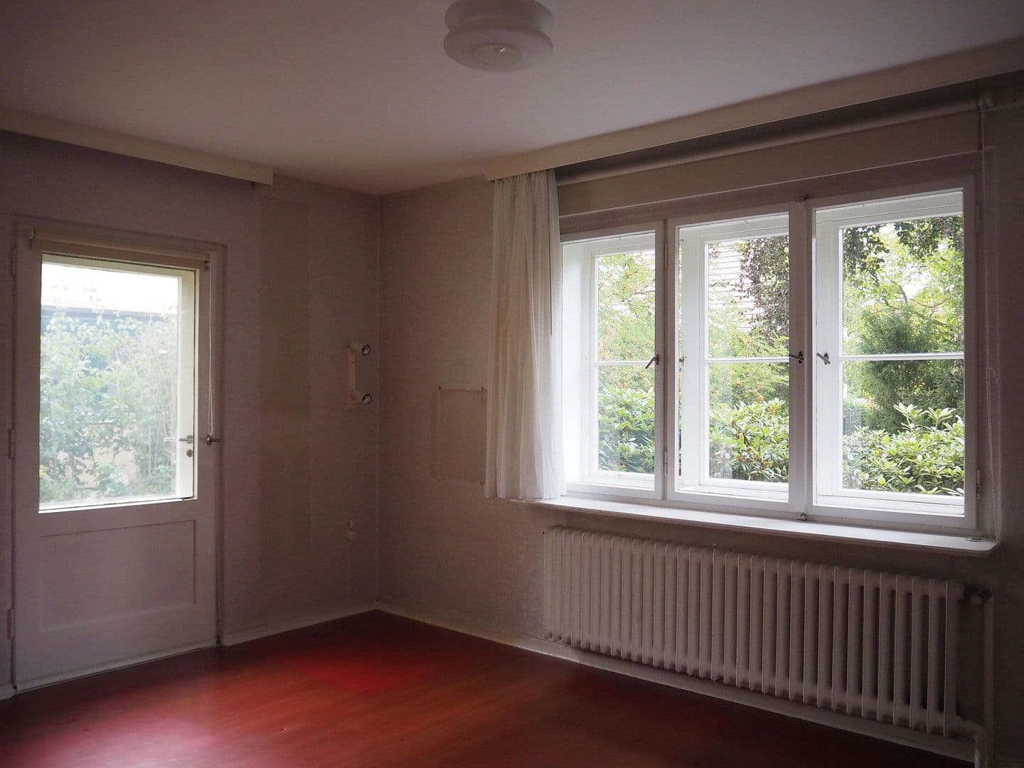 Predaj domu 105 m², pozemek 557 m², Kleinmachnow, Brandenbursko Predaj domu 105 m², pozemek 557 m², Kleinmachnow, Brandenbursko