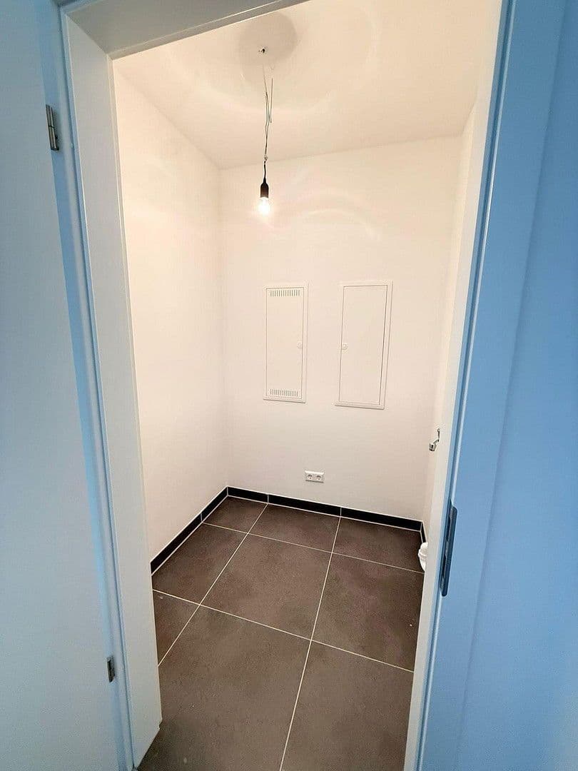 Prenájom bytu 2-izbový 65 m², Herbststraße.21, Heilbronn, Bádensko-Wurttembersko Prenájom bytu 2-izbový 65 m², Herbststraße.21, Heilbronn, Bádensko-Wurttembersko