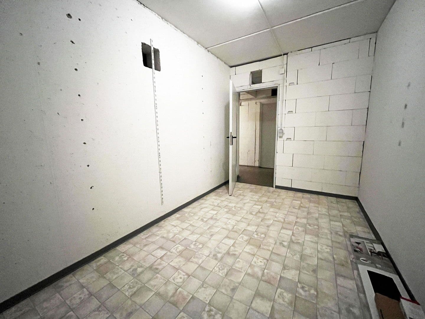 Prenájom bytu 1-izbový 36 m², Bietigheim-Bissingen, Bádensko-Wurttembersko Prenájom bytu 1-izbový 36 m², Bietigheim-Bissingen, Bádensko-Wurttembersko