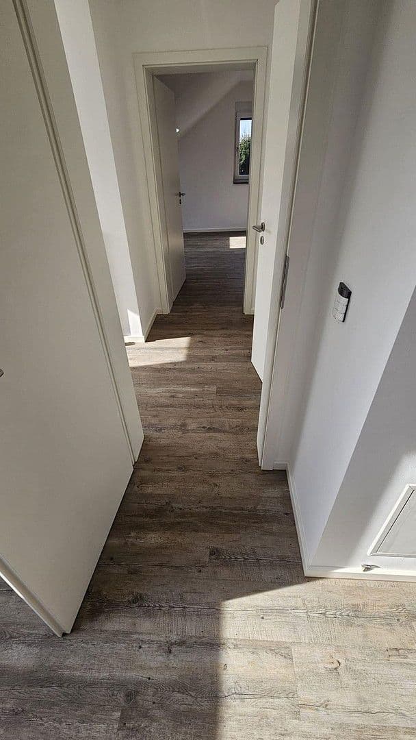 Predaj domu 167 m², pozemek 163 m², Speyerer Straße 25, Neuhofen, Porýnie-Falcko Predaj domu 167 m², pozemek 163 m², Speyerer Straße 25, Neuhofen, Porýnie-Falcko