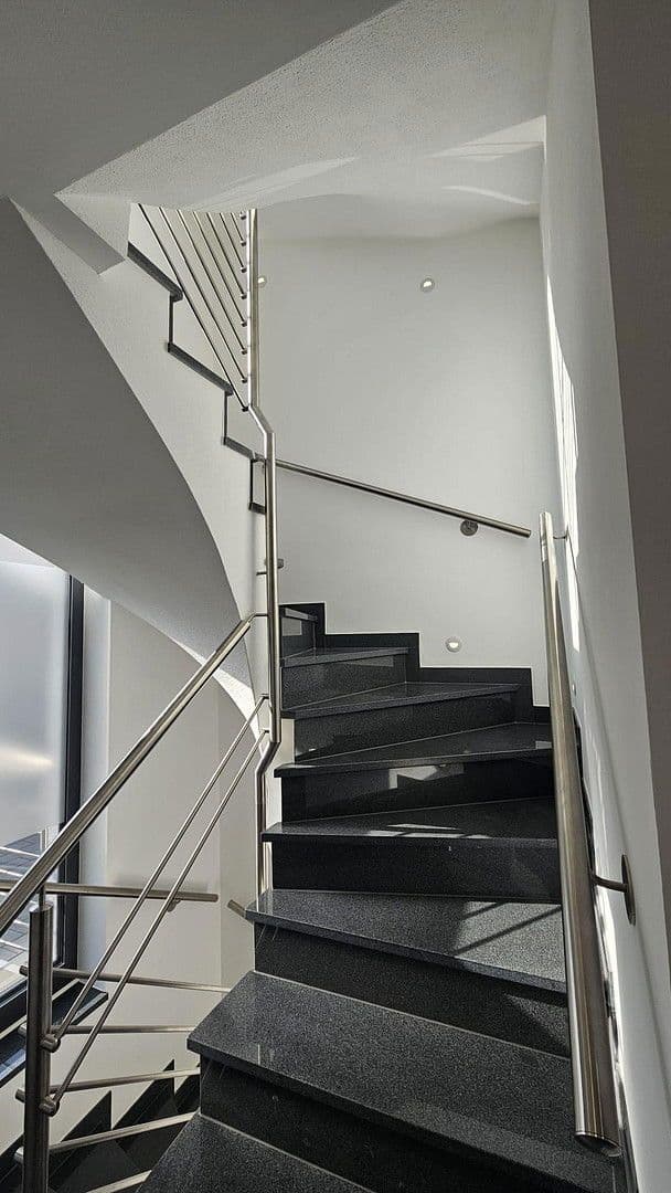 Predaj domu 167 m², pozemek 163 m², Speyerer Straße 25, Neuhofen, Porýnie-Falcko Predaj domu 167 m², pozemek 163 m², Speyerer Straße 25, Neuhofen, Porýnie-Falcko