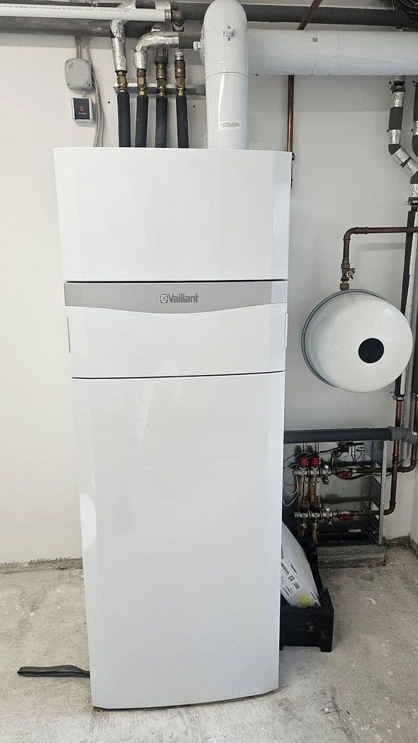 Predaj domu 167 m², pozemek 163 m², Speyerer Straße 25, Neuhofen, Porýnie-Falcko Predaj domu 167 m², pozemek 163 m², Speyerer Straße 25, Neuhofen, Porýnie-Falcko