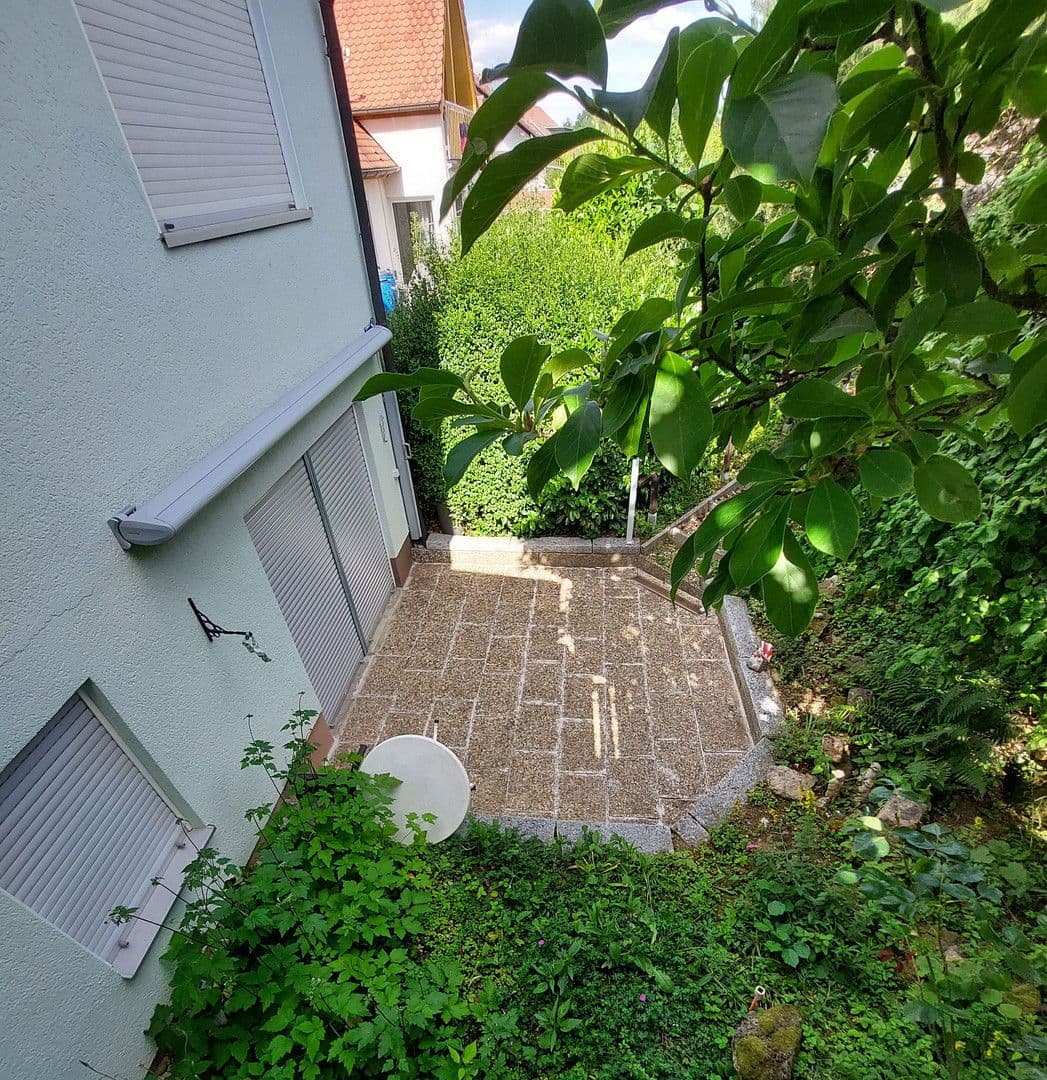 Predaj domu 245 m², pozemek 619 m², Cadolzburg, Bavorsko Predaj domu 245 m², pozemek 619 m², Cadolzburg, Bavorsko