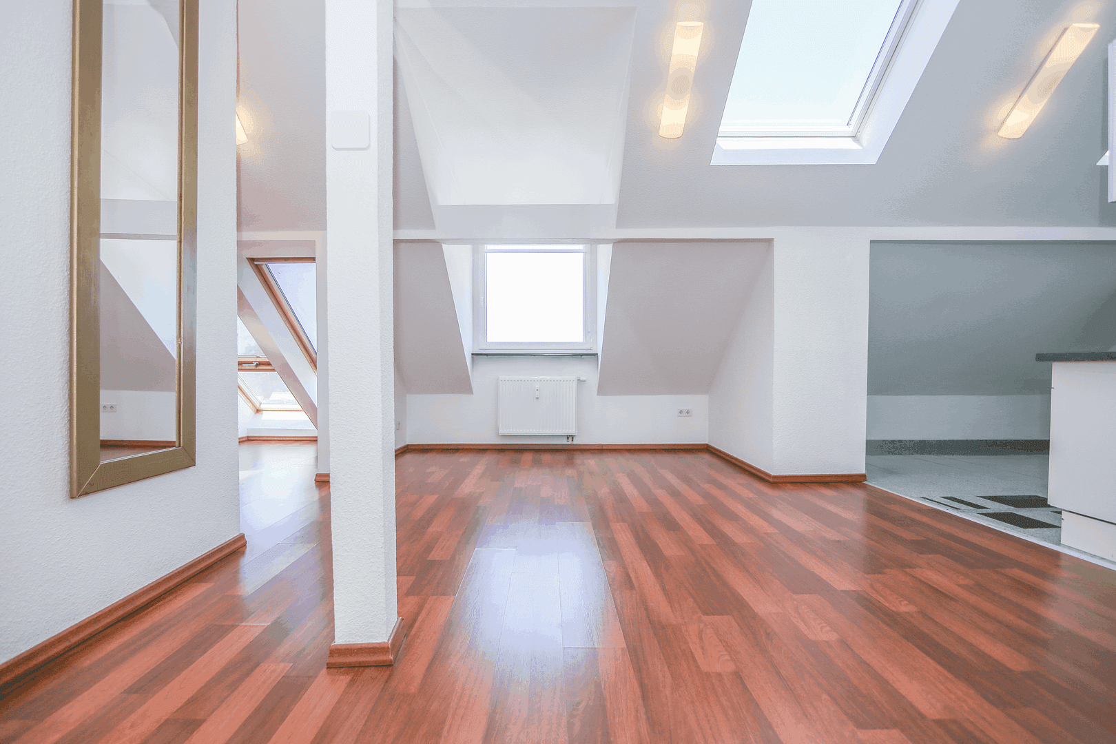 Prenájom bytu 2-izbový 82 m², Oberstraße 28, Mülheim an der Ruhr, Severné Porýnie - Westfálsko Prenájom bytu 2-izbový 82 m², Oberstraße 28, Mülheim an der Ruhr, Severné Porýnie - Westfálsko