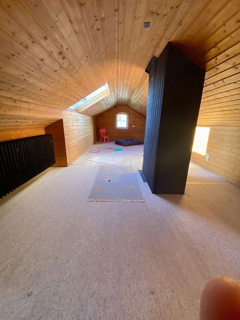 Predaj domu 125 m², pozemek 866 m², Obere Zeiselbergstraße 23, Schwäbisch Gmünd, Bádensko-Wurttembersko Predaj domu 125 m², pozemek 866 m², Obere Zeiselbergstraße 23, Schwäbisch Gmünd, Bádensko-Wurttembersko