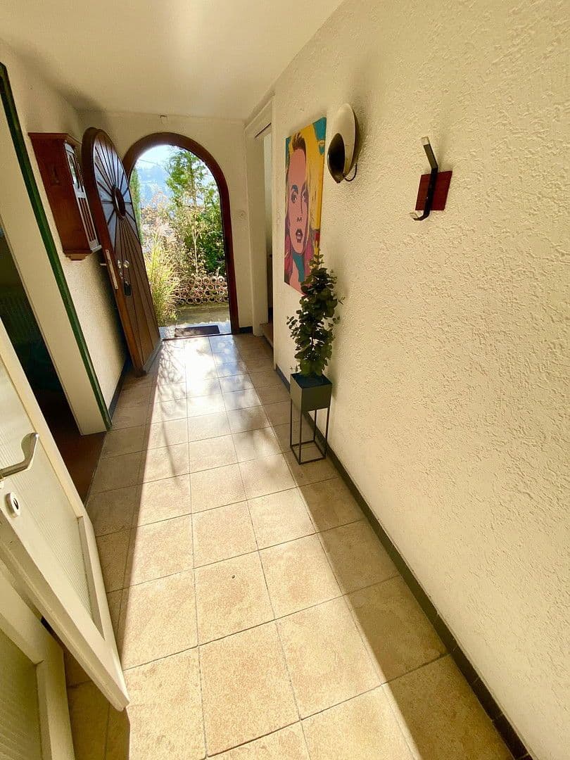 Predaj domu 125 m², pozemek 866 m², Obere Zeiselbergstraße 23, Schwäbisch Gmünd, Bádensko-Wurttembersko Predaj domu 125 m², pozemek 866 m², Obere Zeiselbergstraße 23, Schwäbisch Gmünd, Bádensko-Wurttembersko