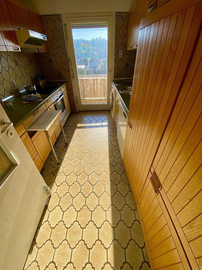 Predaj domu 125 m², pozemek 866 m², Obere Zeiselbergstraße 23, Schwäbisch Gmünd, Bádensko-Wurttembersko Predaj domu 125 m², pozemek 866 m², Obere Zeiselbergstraße 23, Schwäbisch Gmünd, Bádensko-Wurttembersko